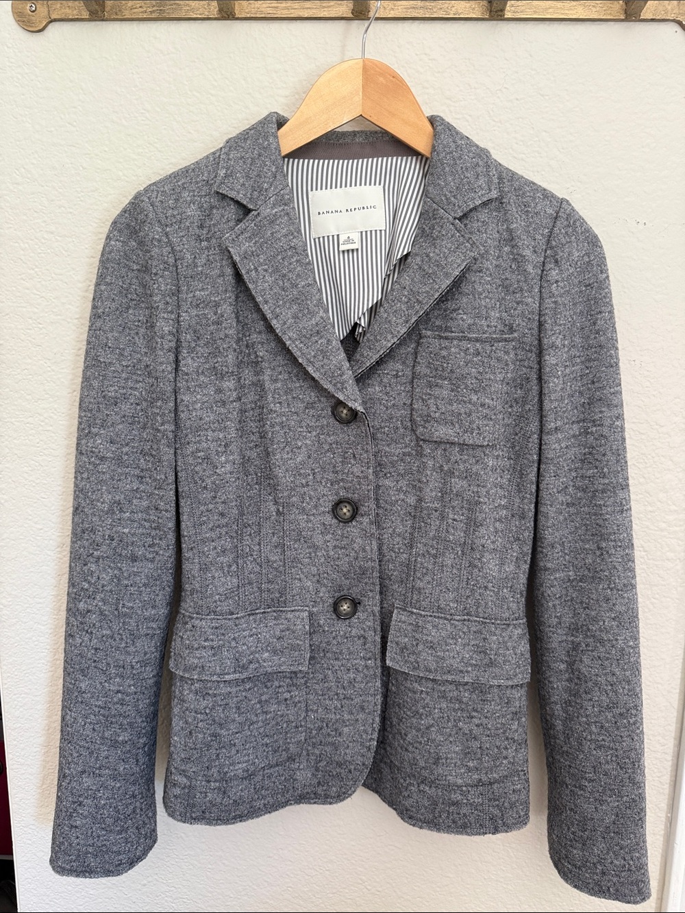 Banana Republic Gray Tailored Wool-Blend Blazer